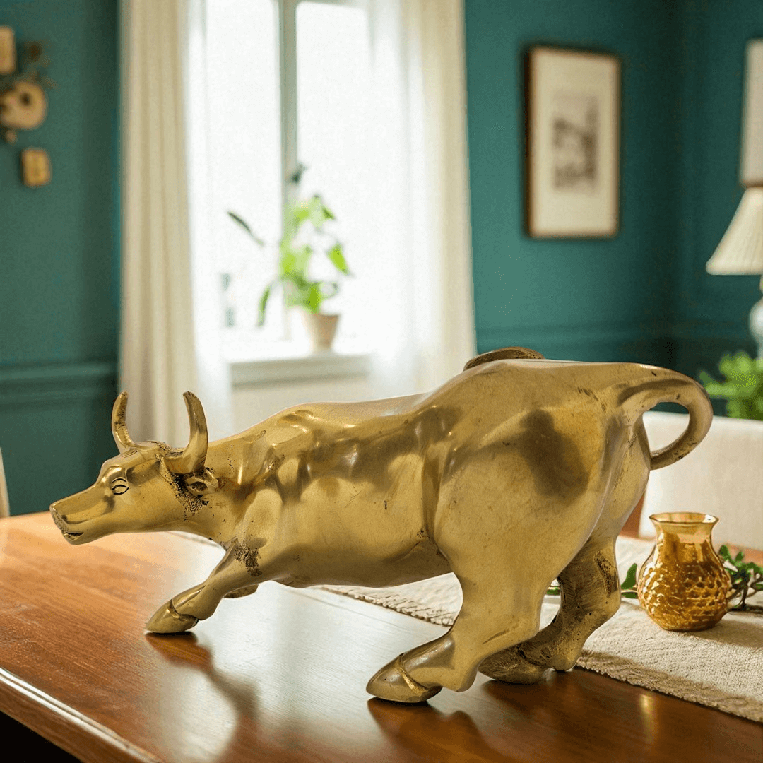 Buy Brass Bull Showpiece by Tamas – Premium Gift for Office or Decor