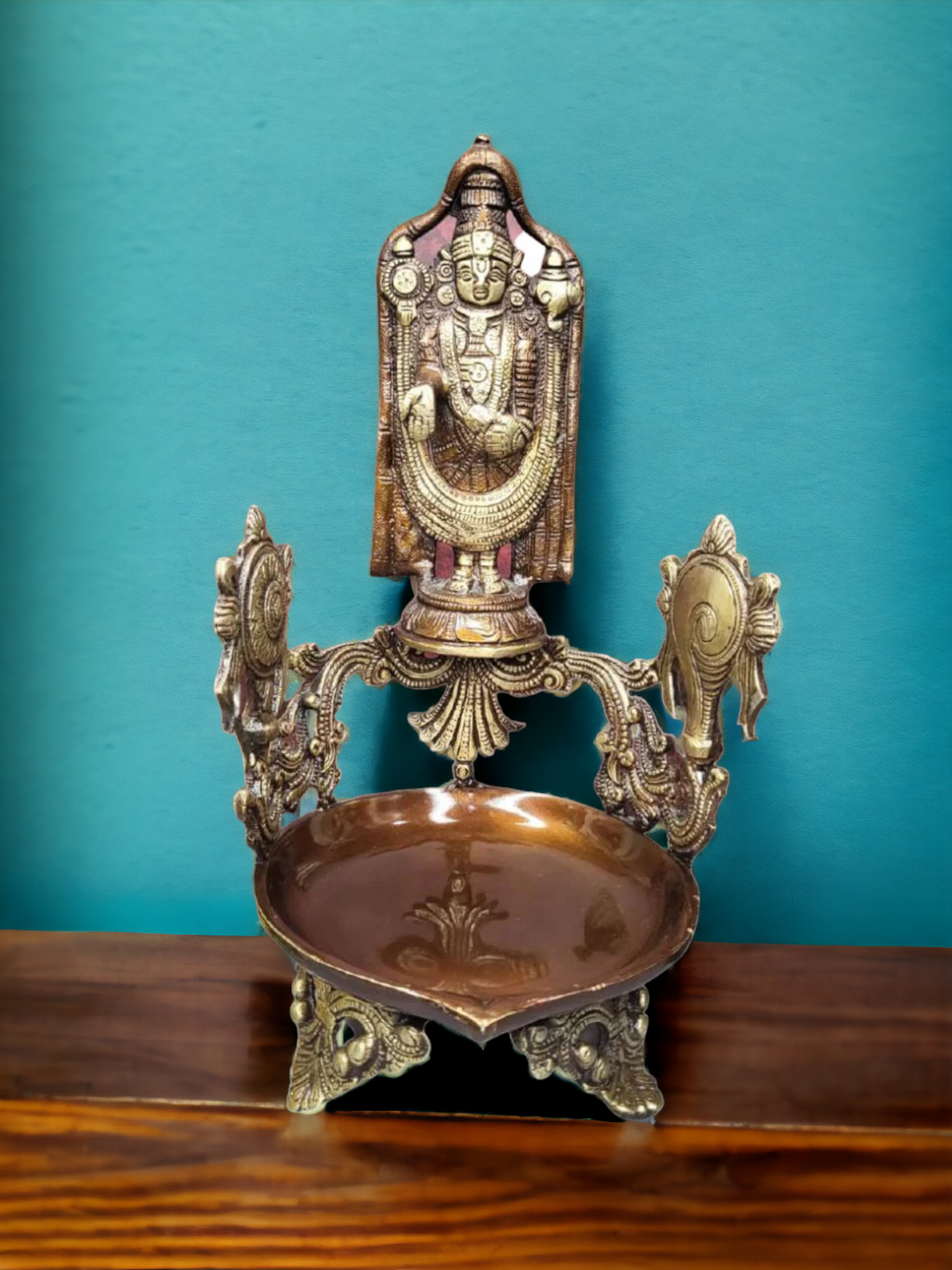 Tamas Brass Handcrafted Balaji, Shankh, Chakra Traditional Urli Bowl  (7 x 7 x 15 Inches, Golden & Brown) (Pack of 1)