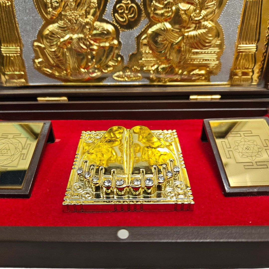 Gold Foil Jai Shree Laxmi Ganesh Gift \Pooja Box |(5.5 X 8.5 X 4.5 inch)|Weight - 0.33 kg - Tamas: Luxury Indian Gifts