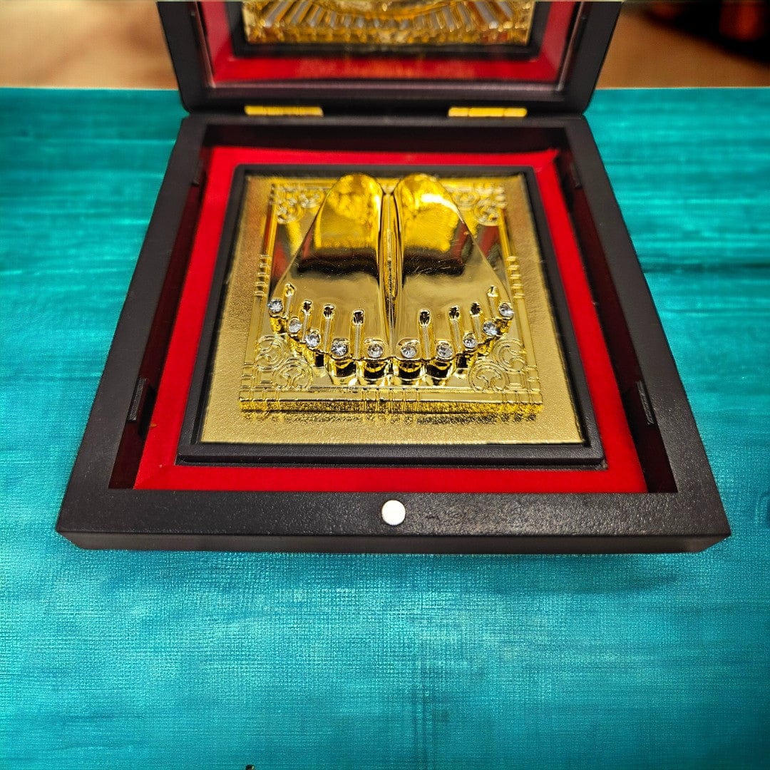 Gold Foil Om Sai Ram