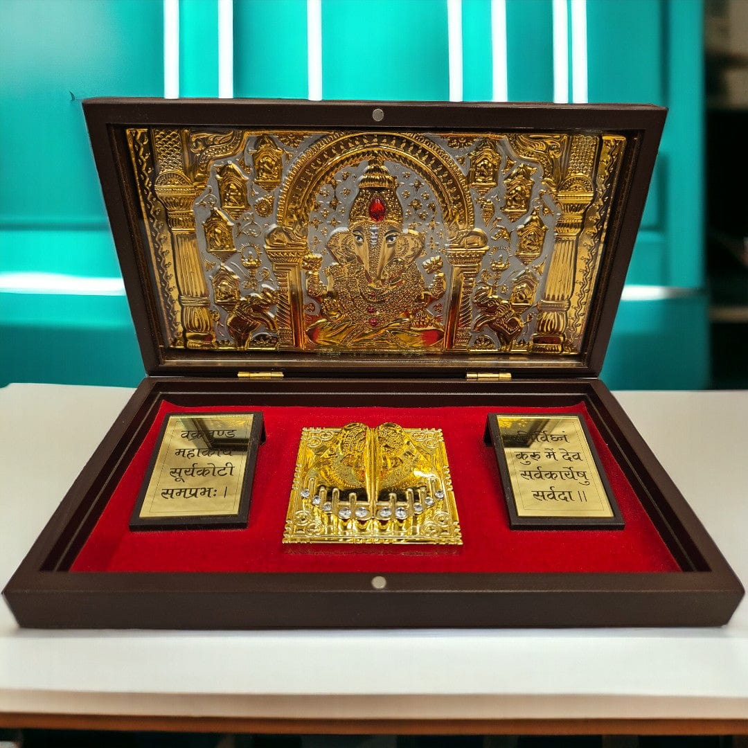 Gold Foil Shree Ganeshay Namah Gift \Pooja Box |(5.5 X 8.5 X 4.5 inch)|Weight - 0.33 kg - Tamas: Luxury Indian Gifts