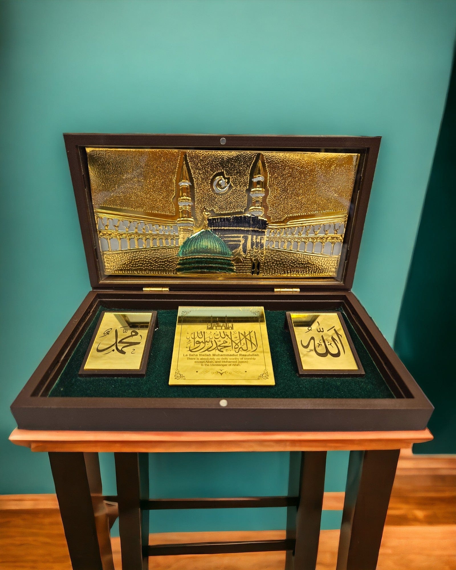 Gold Foil Masjid Gift \worship Box |(5.5 X 8.5 X 4.5 inch)|Weight - 0.33 kg - Tamas: Luxury Indian Gifts