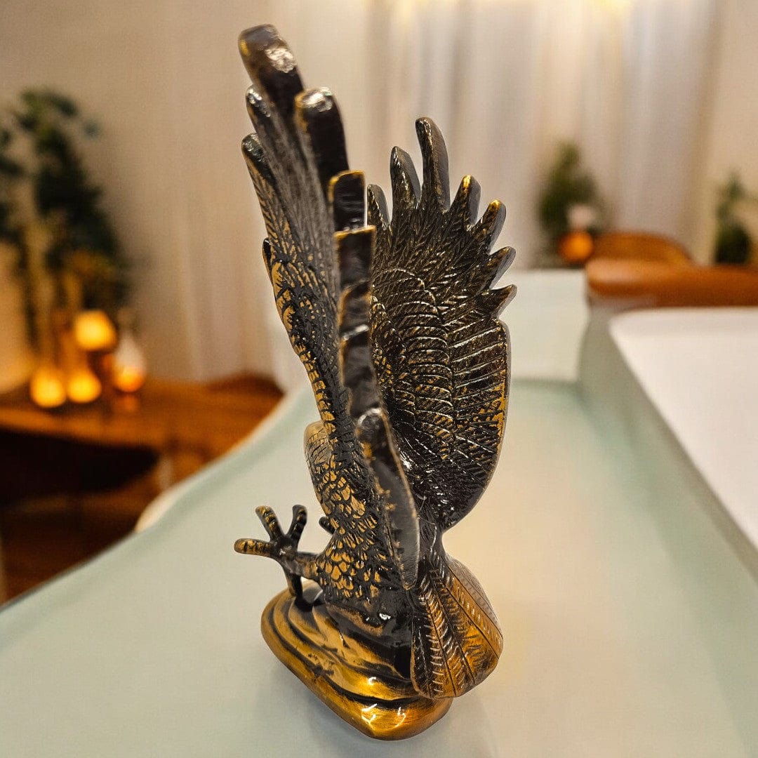 Brass Flying Eagle Statue | |(7 X 3 X 4) inch|Weight - 1 kg - Tamas: Luxury Indian Gifts
