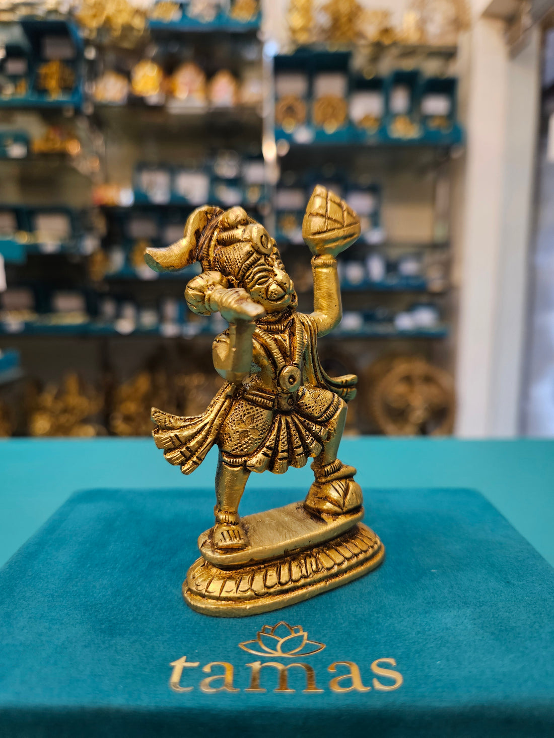 Buy Now Tamas Brass Parvat Hanuman Idol with Gift Box – Spiritual Gift