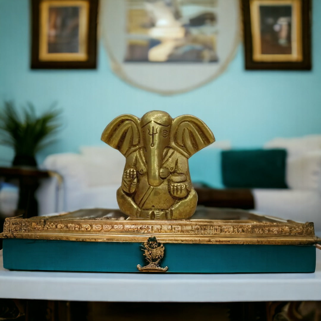 Tamas Brass Ganesha Statue for Temple (Golden) Height: 2 inches