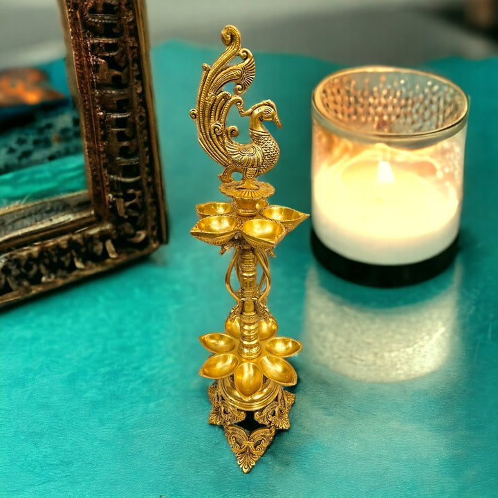 Brass Ten Wicks Peacock Lamp (24.5 Inch) (Golden)