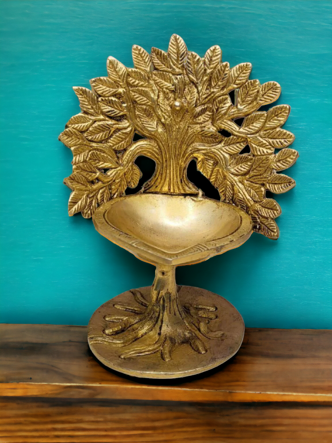 Tamas Brass Handcrafted Bodhi Tree Table Diya with Antique Finish (4 x 4 x 7 Inches, Golden) (Pack of 1)