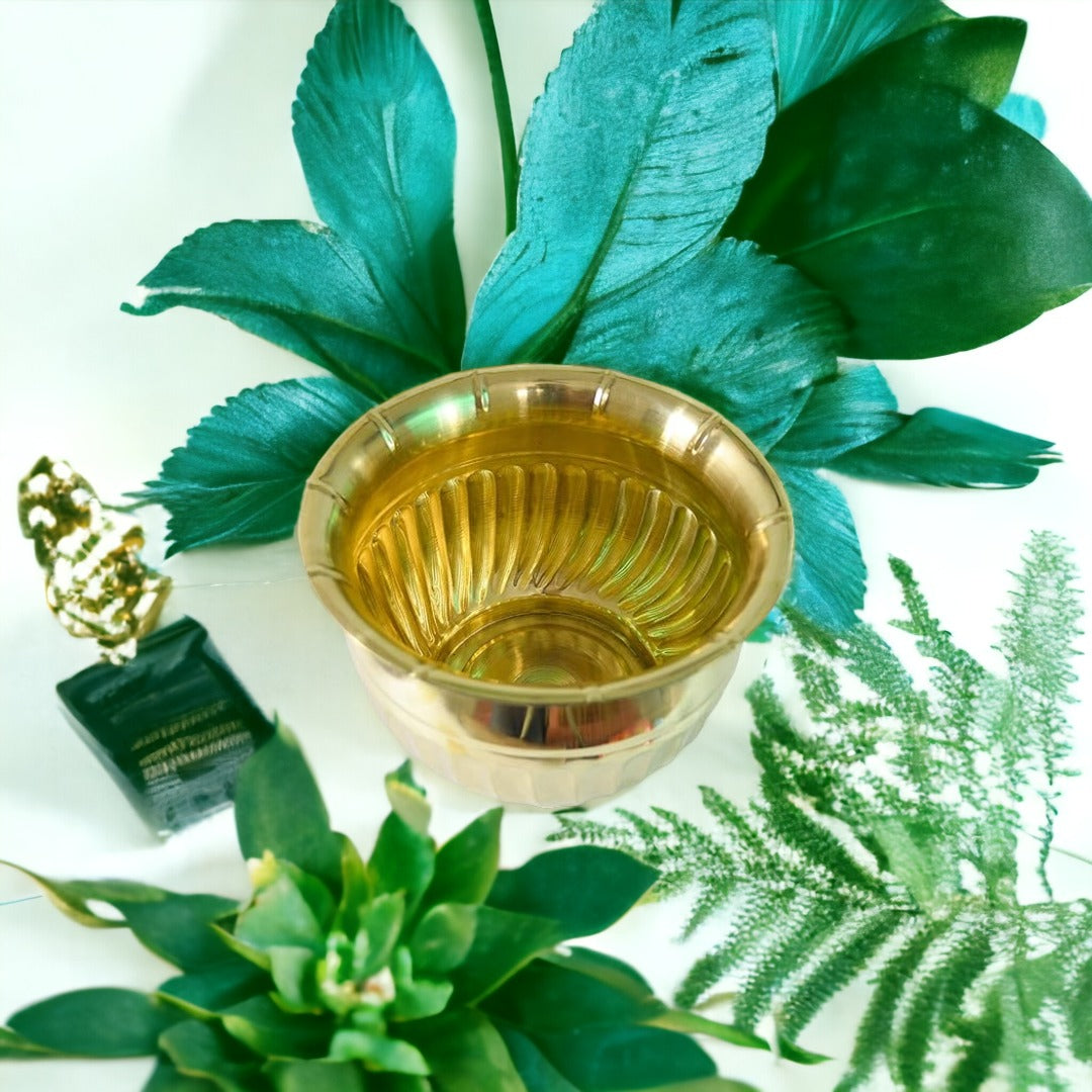 Tamas Brass Flower Pot/Gamla