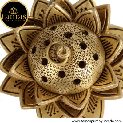 Tamas Brass Handcrafted Lotus Dhoop Stand with Antique Finish (4 x 4 x 2.5 Inches, Golden) (Pack of 1)