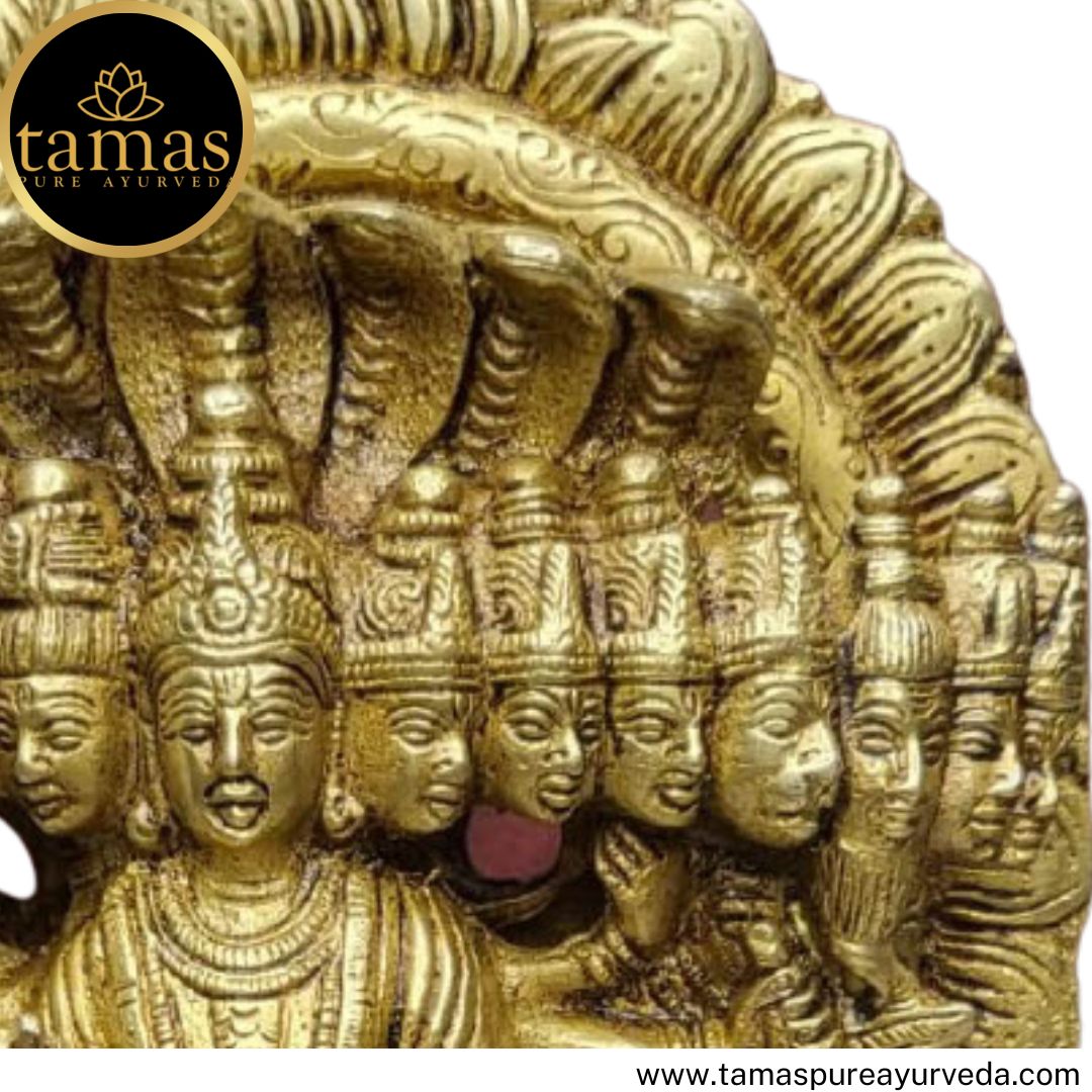 Tamas Brass Handcrafted Sree Krishna Vishwaroopam Statue / Idol with Antique Finish (6.5 x 4 x 11 Inches, Golden) (Pack of 1)