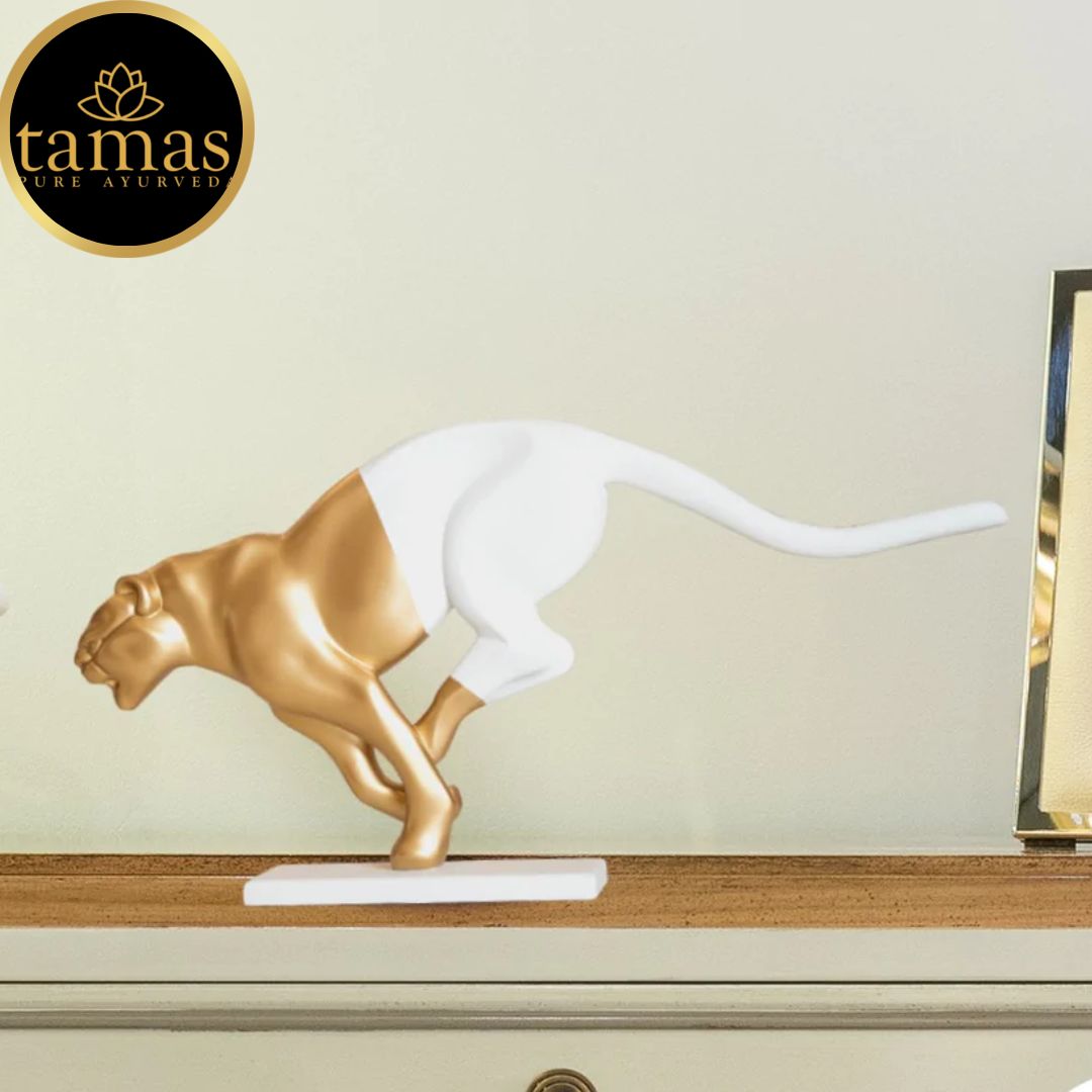 Tamas Poly Resin Chivalrous Cougar Sculpture (L: 25 inches, W: 3 inches, H: 12 inches)